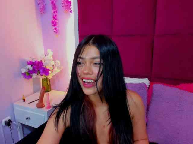 AlanaDeivis webcam