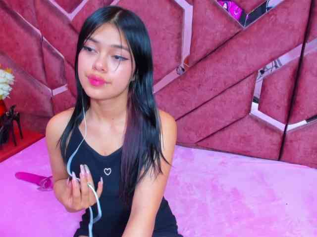 AlanaDeivis webcam