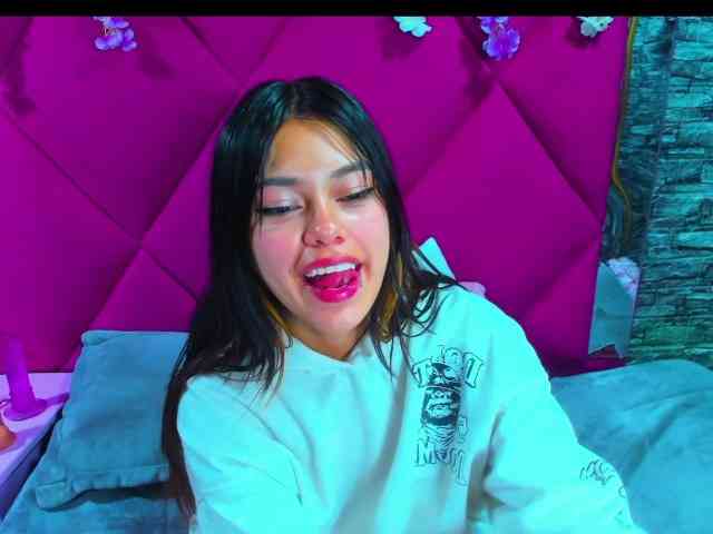 AlanaDeivis webcam
