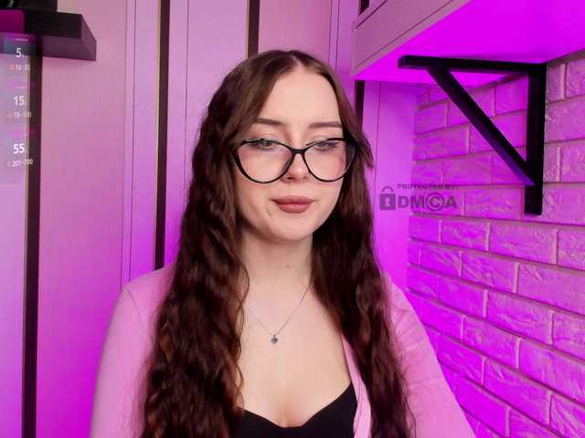 LunaMeow's BongaCams show and profile