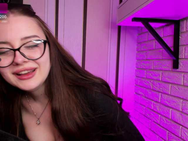 LunaMeow's BongaCams show and profile