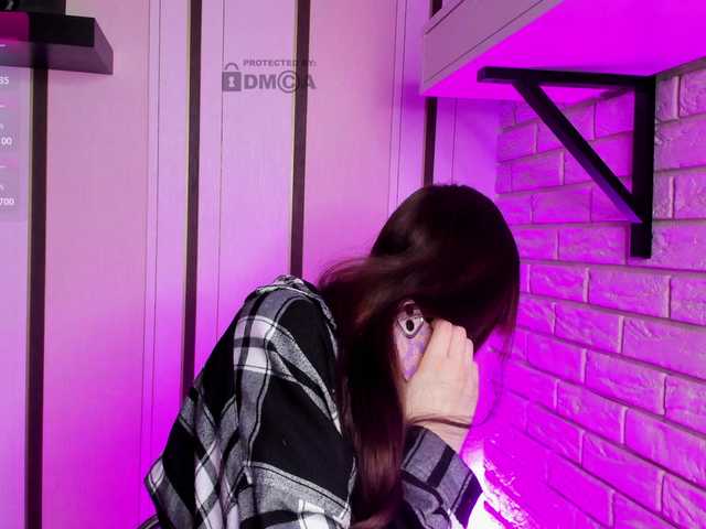 LunaMeow's BongaCams show and profile