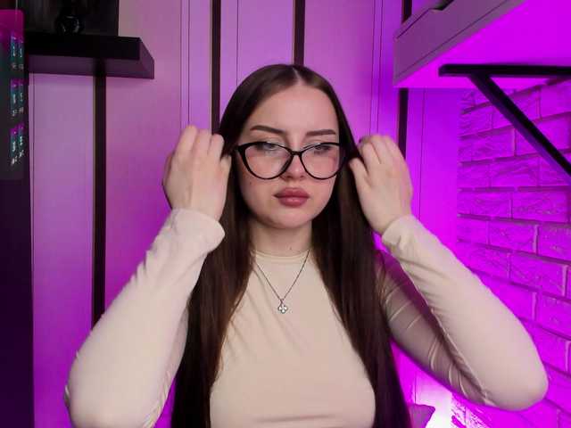 LunaMeow's BongaCams show and profile