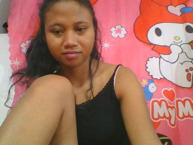 Murellah1a live cam on BongaCams