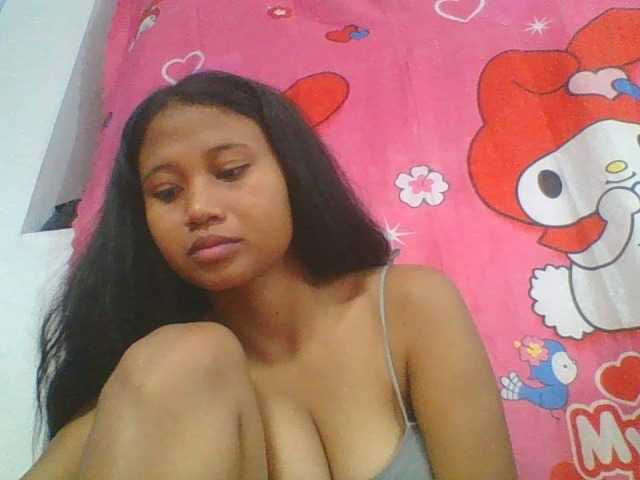 Murellah1a live cam on BongaCams