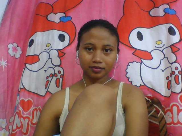 Murellah1a live cam on BongaCams