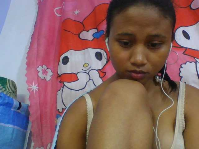 Murellah1a live cam on BongaCams
