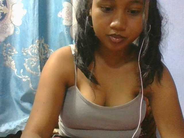 Murellah1a live cam on BongaCams