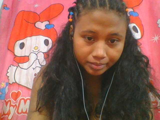 Murellah1a live cam on BongaCams