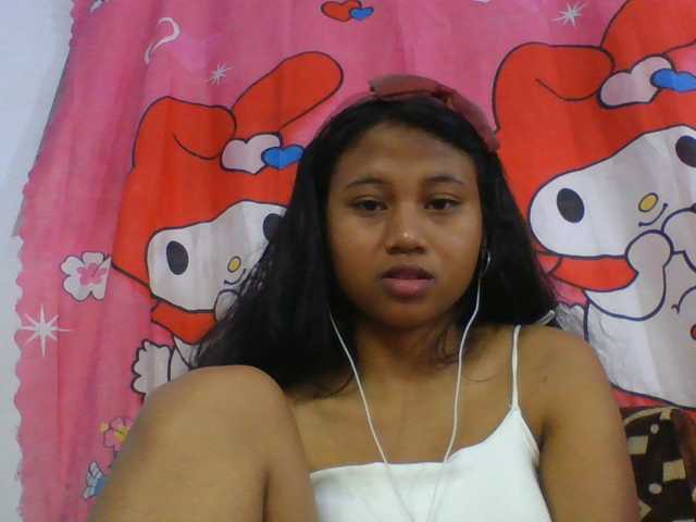 Murellah1a live cam on BongaCams