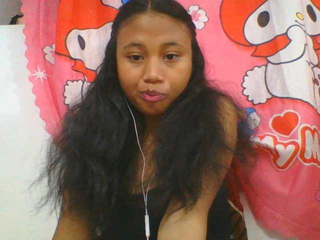 Murellah1a live cam on BongaCams