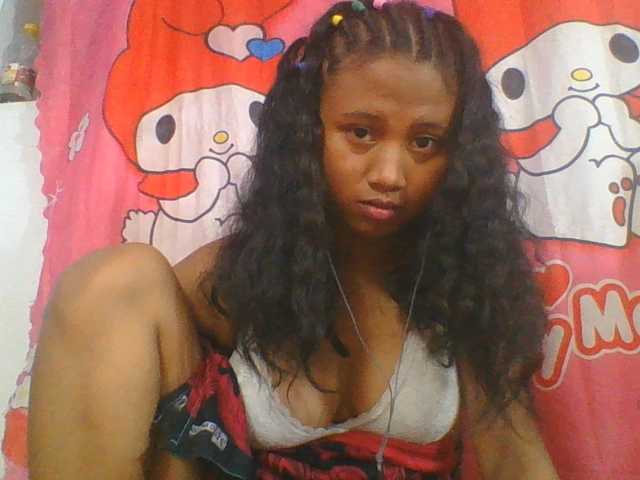 Murellah1a live cam on BongaCams
