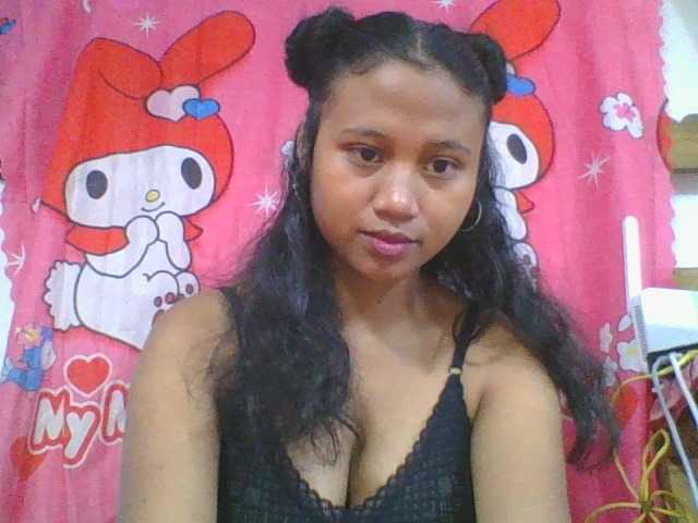 Murellah1a live cam on BongaCams