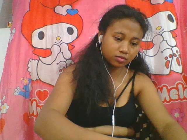 Murellah1a live cam on BongaCams