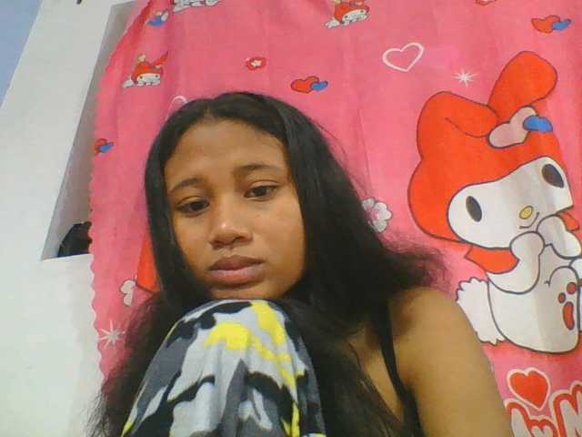 Murellah1a live cam on BongaCams