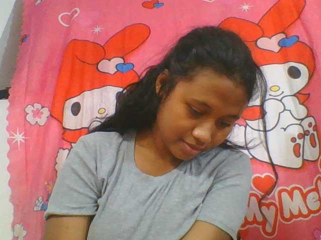 Murellah1a live cam on BongaCams