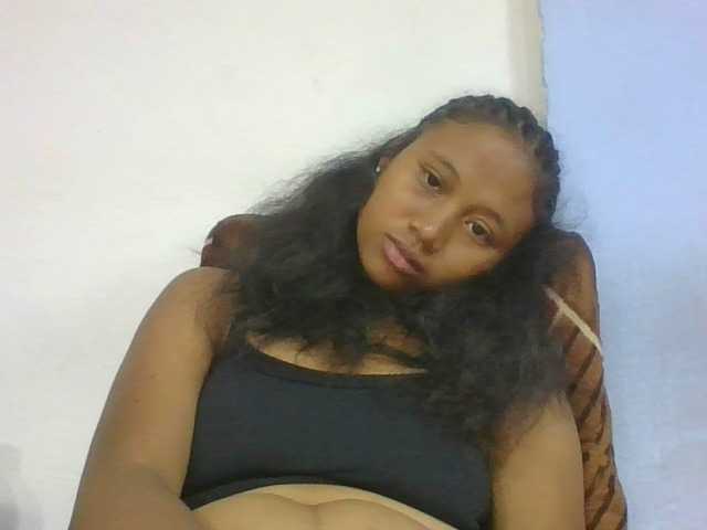 Murellah1a Live Cam on BongaCams