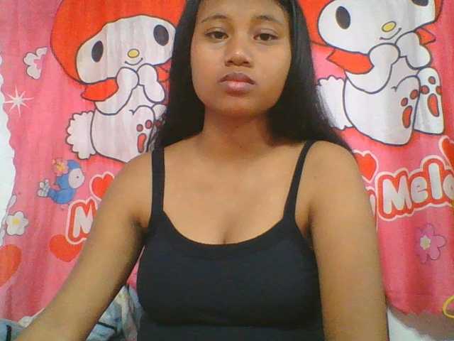 Murellah1a live cam on BongaCams