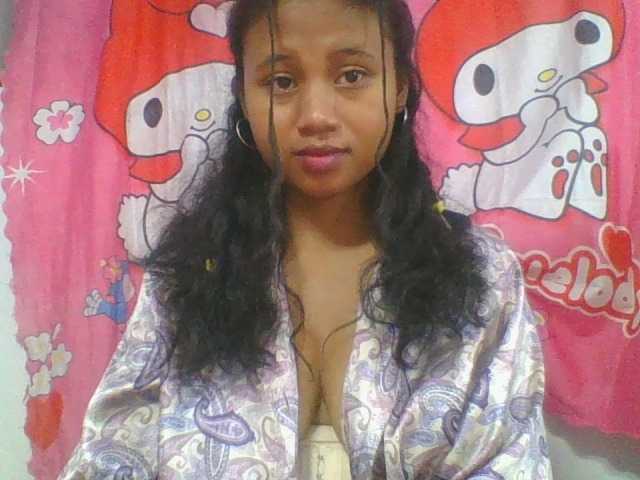 Murellah1a live cam on BongaCams
