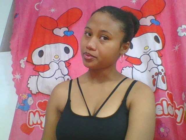 Murellah1a live cam on BongaCams