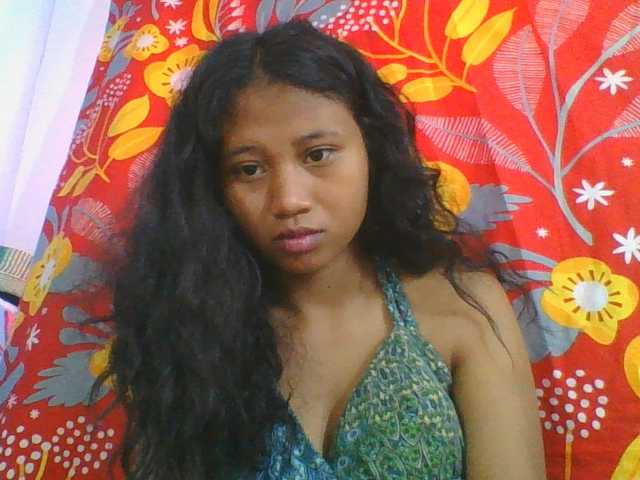 Murellah1a live cam on BongaCams