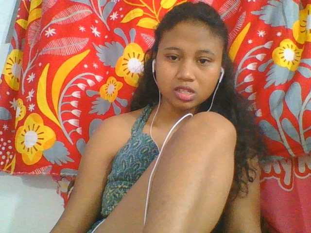 Murellah1a live cam on BongaCams