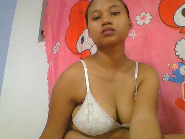 Murellah1a live webcam show