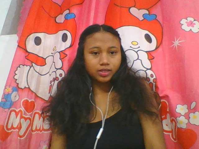 Murellah1a live cam on BongaCams