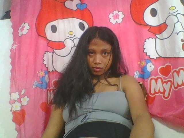 Murellah1a live cam on BongaCams