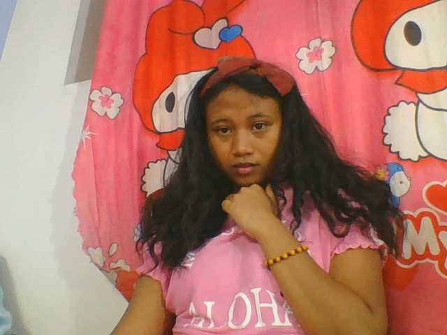 Murellah1a live cam on BongaCams