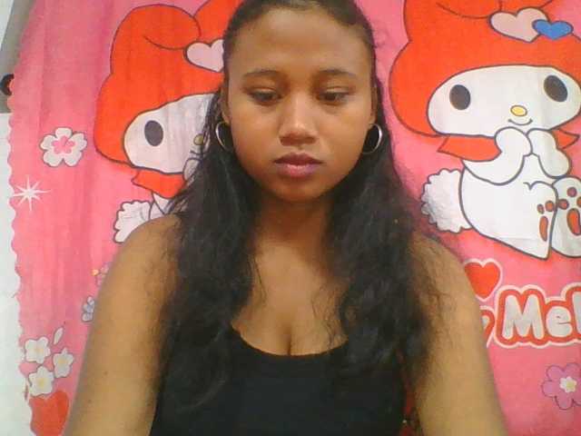Murellah1a live cam on BongaCams