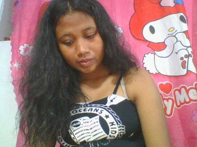 Murellah1a live cam on BongaCams