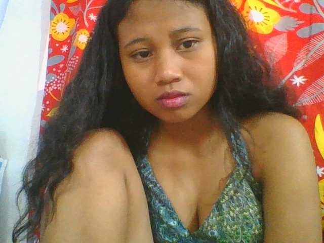 Murellah1a live cam on BongaCams