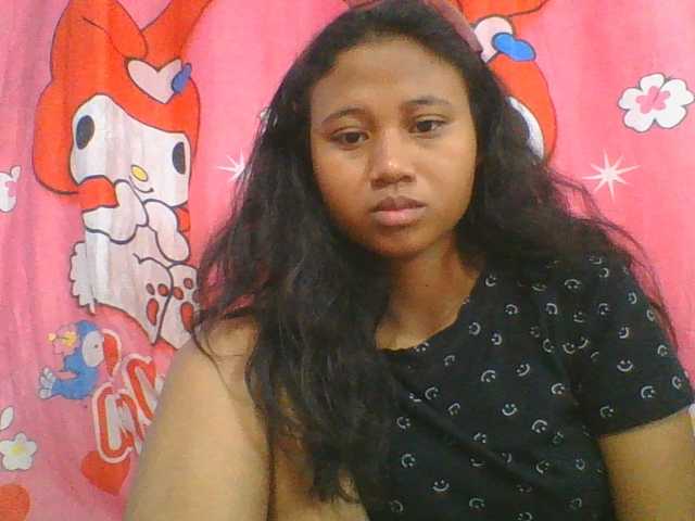 Murellah1a live cam on BongaCams
