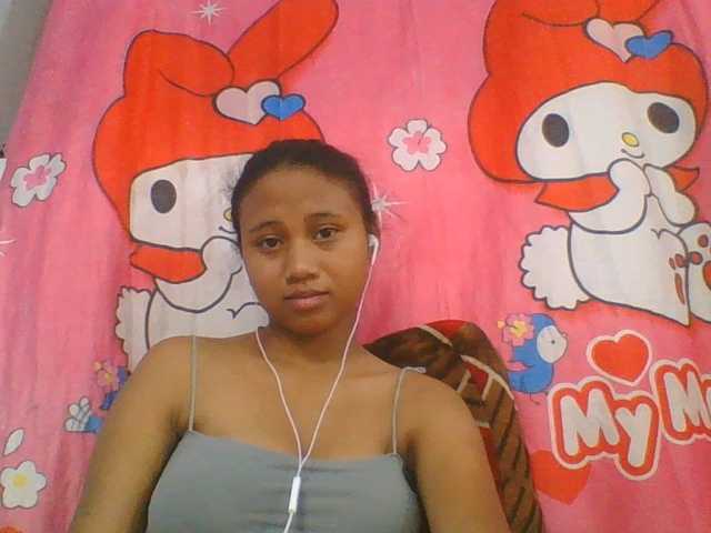 Murellah1a live cam on BongaCams