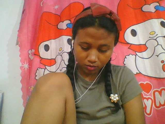 Murellah1a live cam on BongaCams