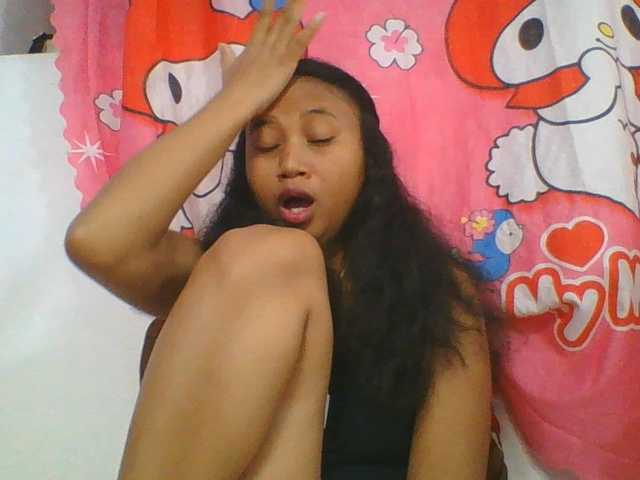 Murellah1a live cam on BongaCams