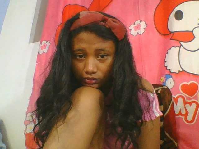 Murellah1a live cam on BongaCams