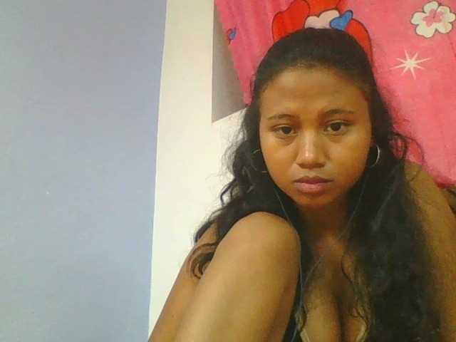 Murellah1a live webcam show