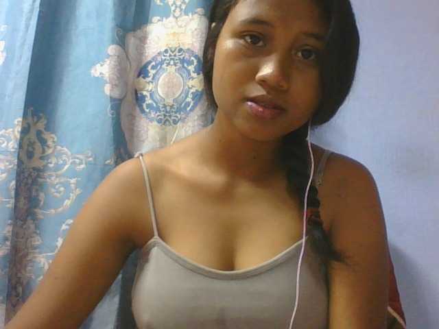 Murellah1a live cam on BongaCams