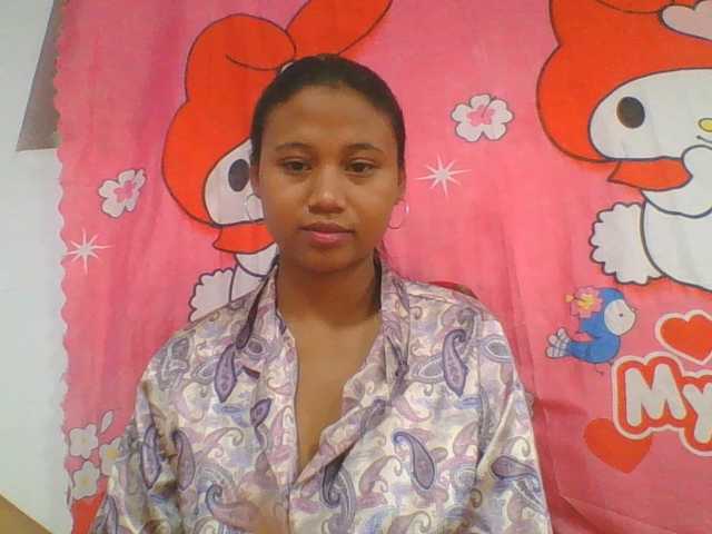 Murellah1a live cam on BongaCams