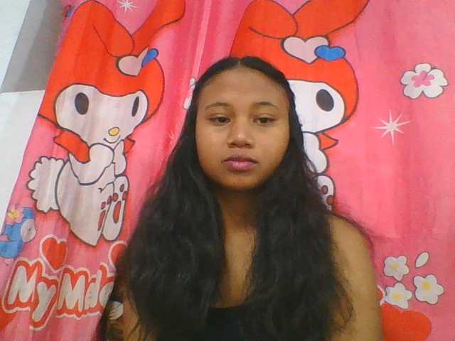 Murellah1a live cam on BongaCams