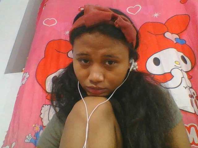 Murellah1a live cam on BongaCams