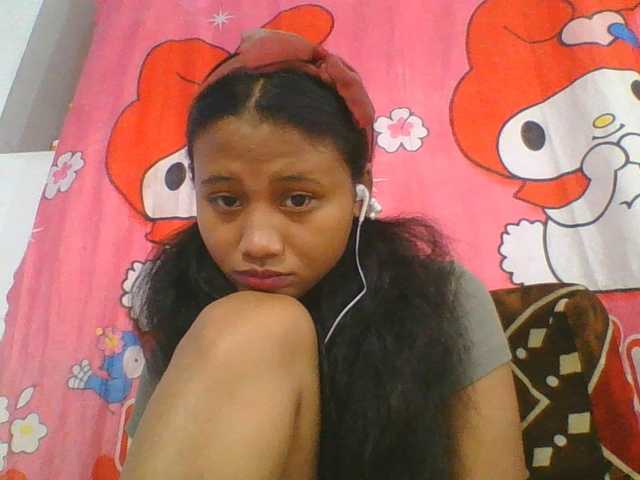 Murellah1a live cam on BongaCams