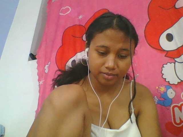 Murellah1a live cam on BongaCams