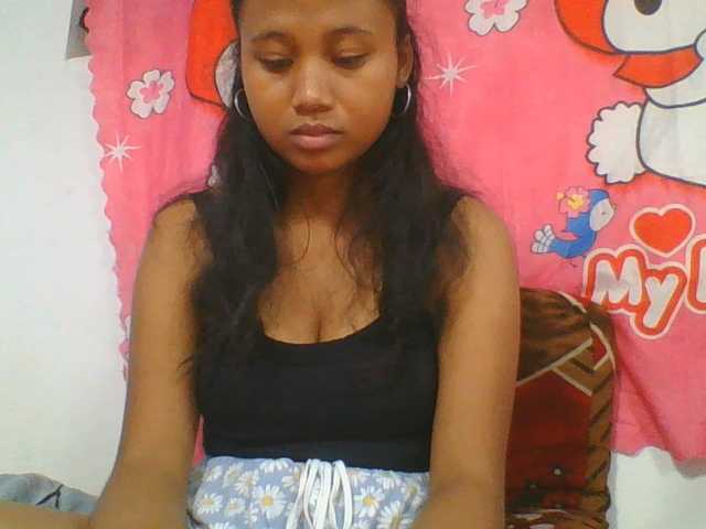 Murellah1a live cam on BongaCams