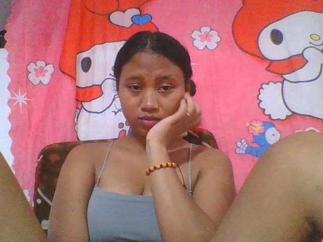 Murellah1a live cam on BongaCams