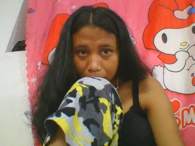 Murellah1a live cam on BongaCams