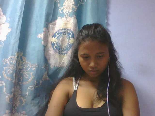 Murellah1a live cam on BongaCams