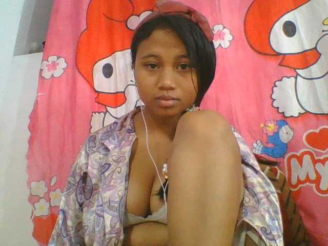 Murellah1a live cam on BongaCams